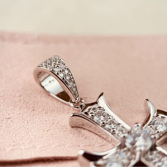 18k Gold Plated S925 1.89ctw Moissanite Diamond Cross Pendant - Picture 5 of 9